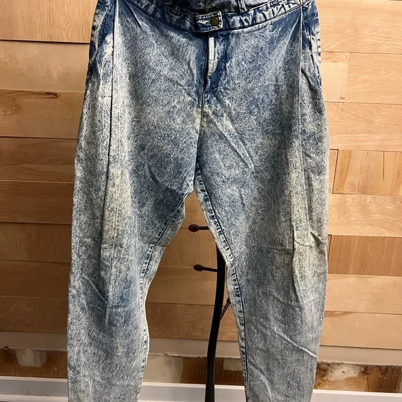 Z. Cavaricci Blue Acid Wash Relaxed Jeans - Picture 1 of 3